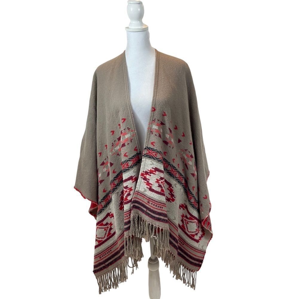 American Eagle Western Design Fringe Trim Knit Open Front Poncho‎ One Size